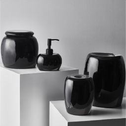 Pebble Black Collection