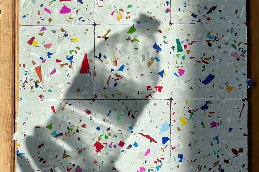 Ayer Ayer: The Nature of Plastic